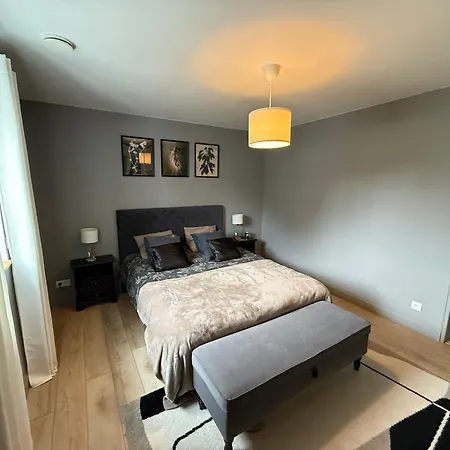 Capsule Champetre Piscine Billard Ferriere-la-Grande