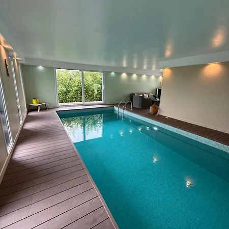 Capsule Champetre Piscine Billard