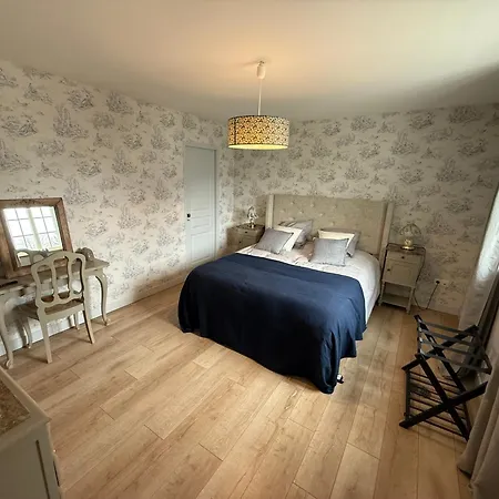 Capsule Champetre Piscine Billard Villa