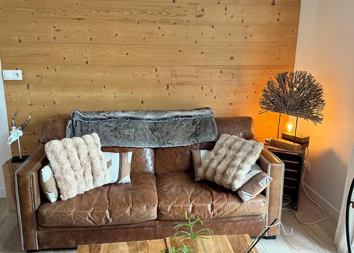 Capsule Champetre Piscine Billard * Ferriere-la-Grande