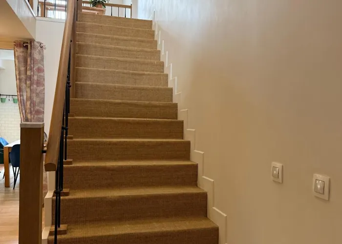 Capsule Champetre Piscine Billard