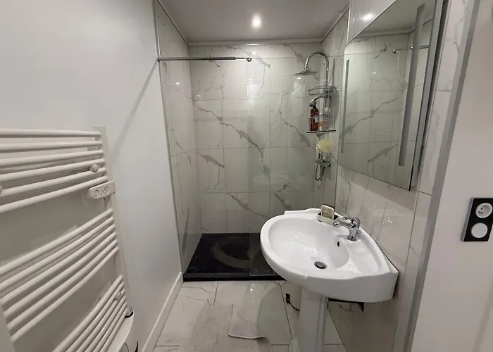 Villa Capsule Champetre Piscine Billard