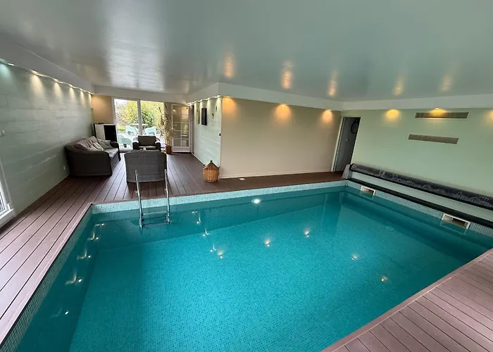 Capsule Champetre Piscine Billard * Ferriere-la-Grande