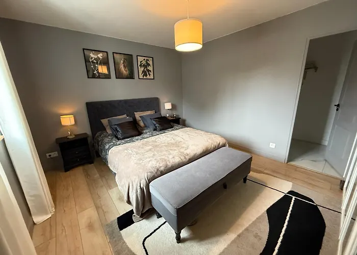 Capsule Champetre Piscine Billard Villa *