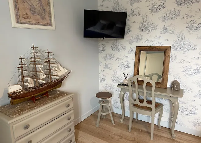 Capsule Champetre Piscine Billard