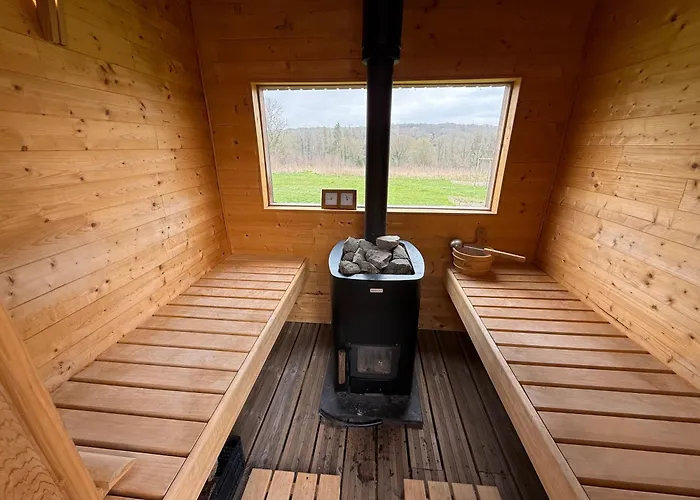 Capsule Champetre Piscine Billard *